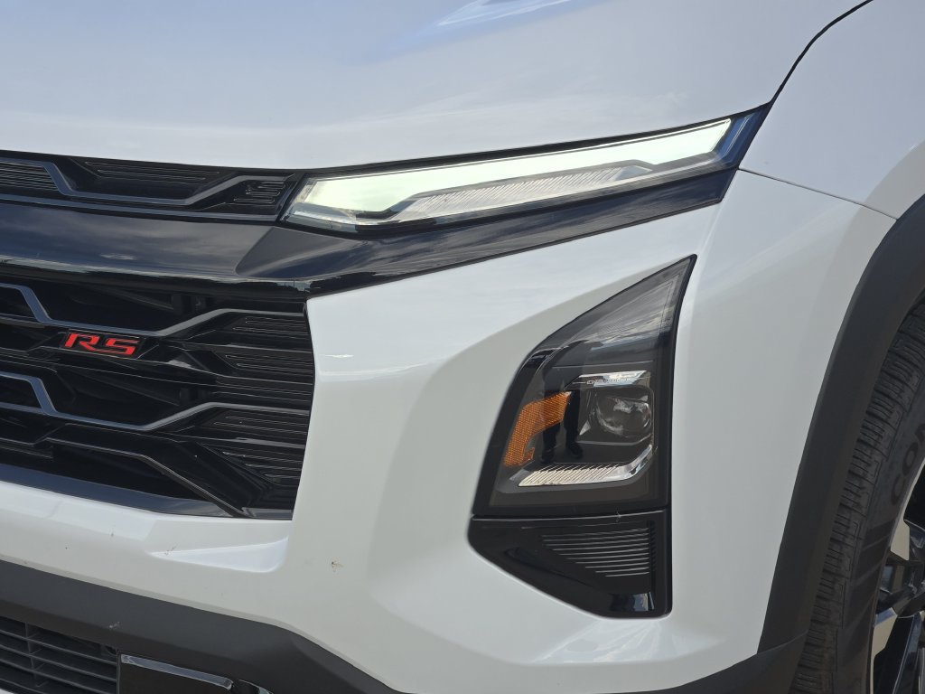 New 2027 Chevrolet Equinox RS FWD image 6