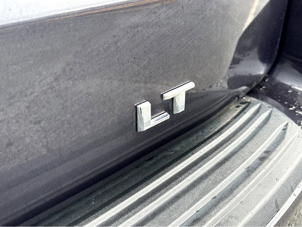 Used 2024 Chevrolet Tahoe LT RWD image 30