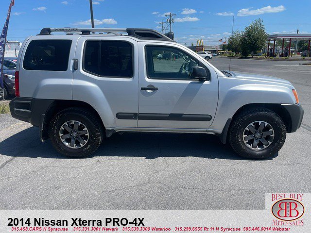 Used 2014 Nissan Xterra PRO-4X w/ Pro-4x Leather Package image 2