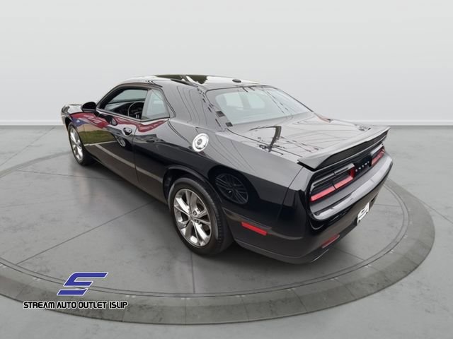 Used 2023 Dodge Challenger SXT w/ Cold Weather Group image 4