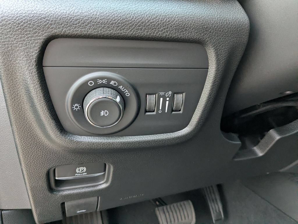 New 2027 Jeep Grand Cherokee L Limited AWD/4WD image 20