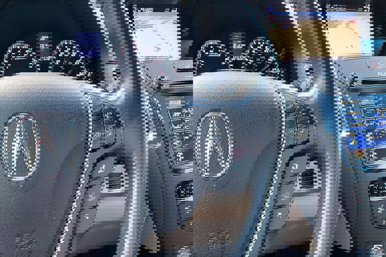 Used 2017 Acura RDX AWD w/ Technology Package image 25