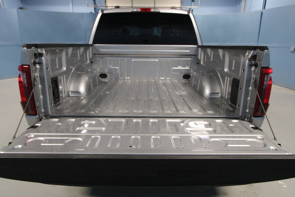 Used 2025 Ford F150 XL w/ Equipment Group 104A Hybrid image 36