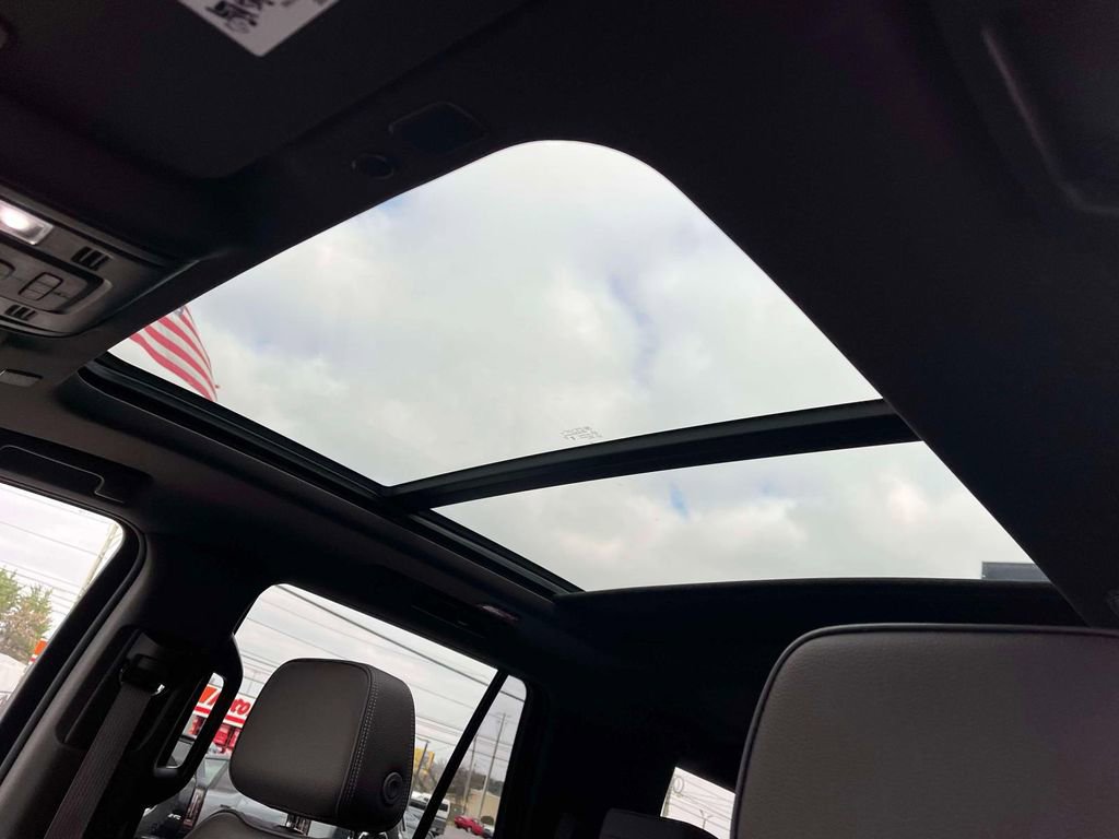 Used 2023 GMC Yukon Denali image 37