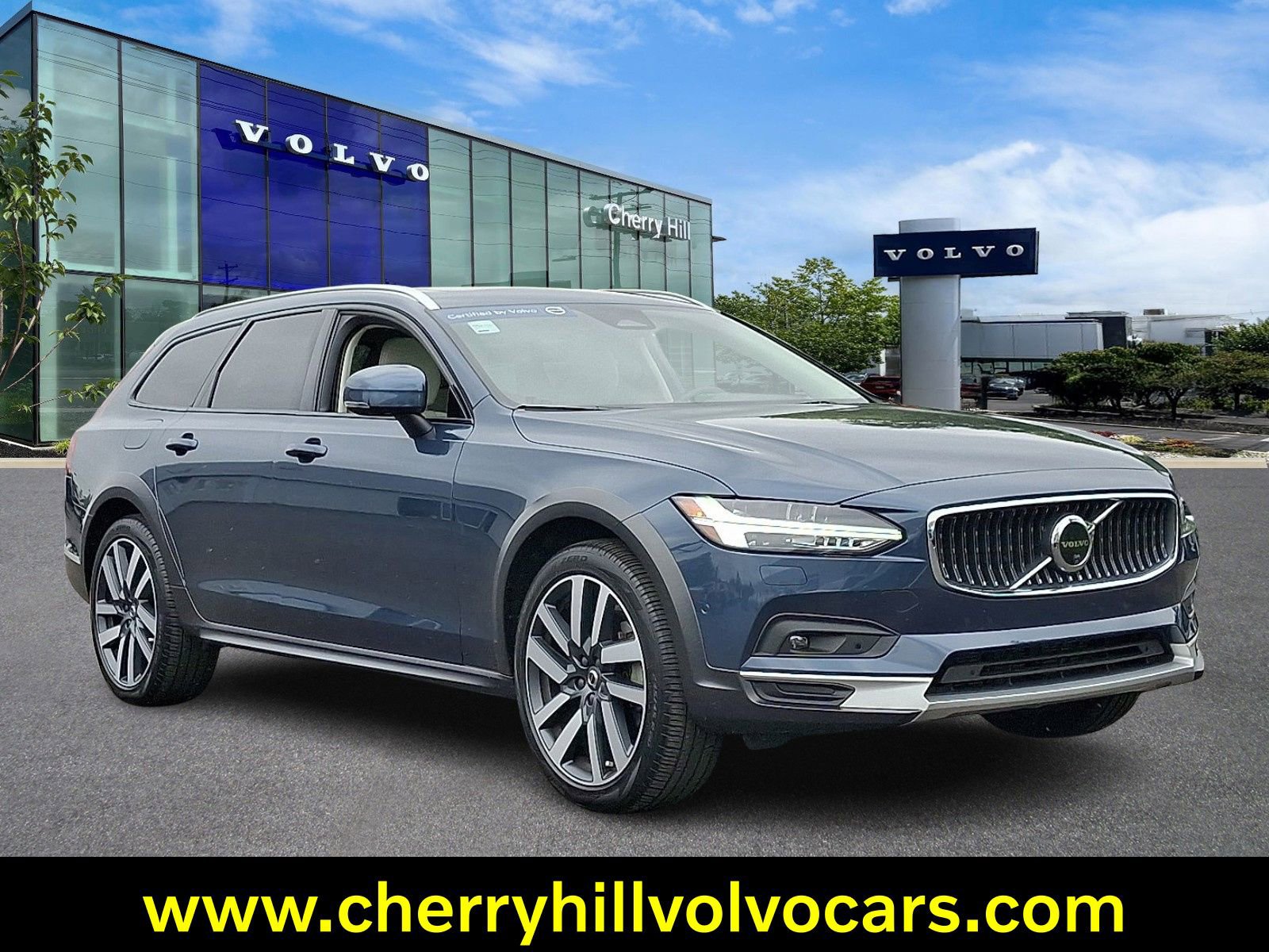Certified 2023 Volvo V90 B6 Cross Country Plus w/ Climate Package