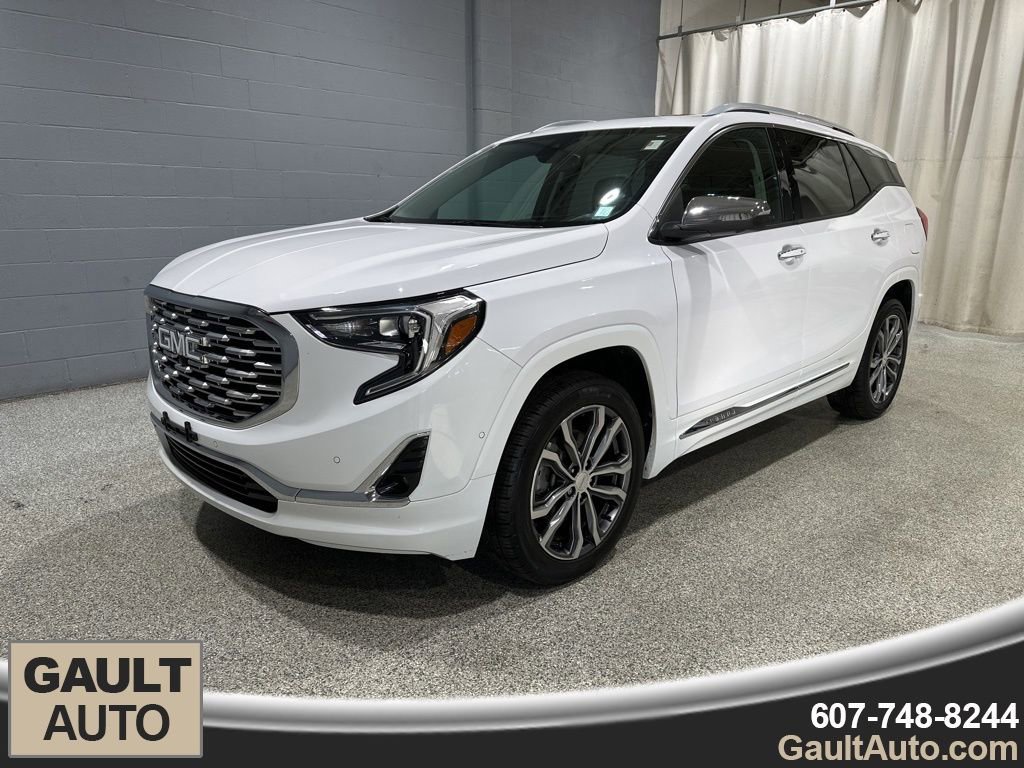 Used 2019 GMC Terrain Denali w/ Advanced Safety Package image 4