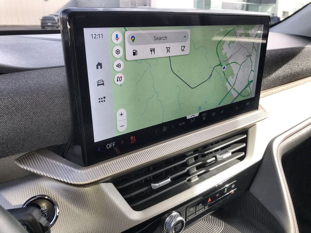 Used 2025 Ford Explorer Active w/ Active Comfort Package image 18