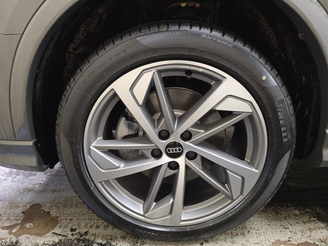 New 2025 Audi Q3 2.0T Premium w/ Convenience Plus Package image 11