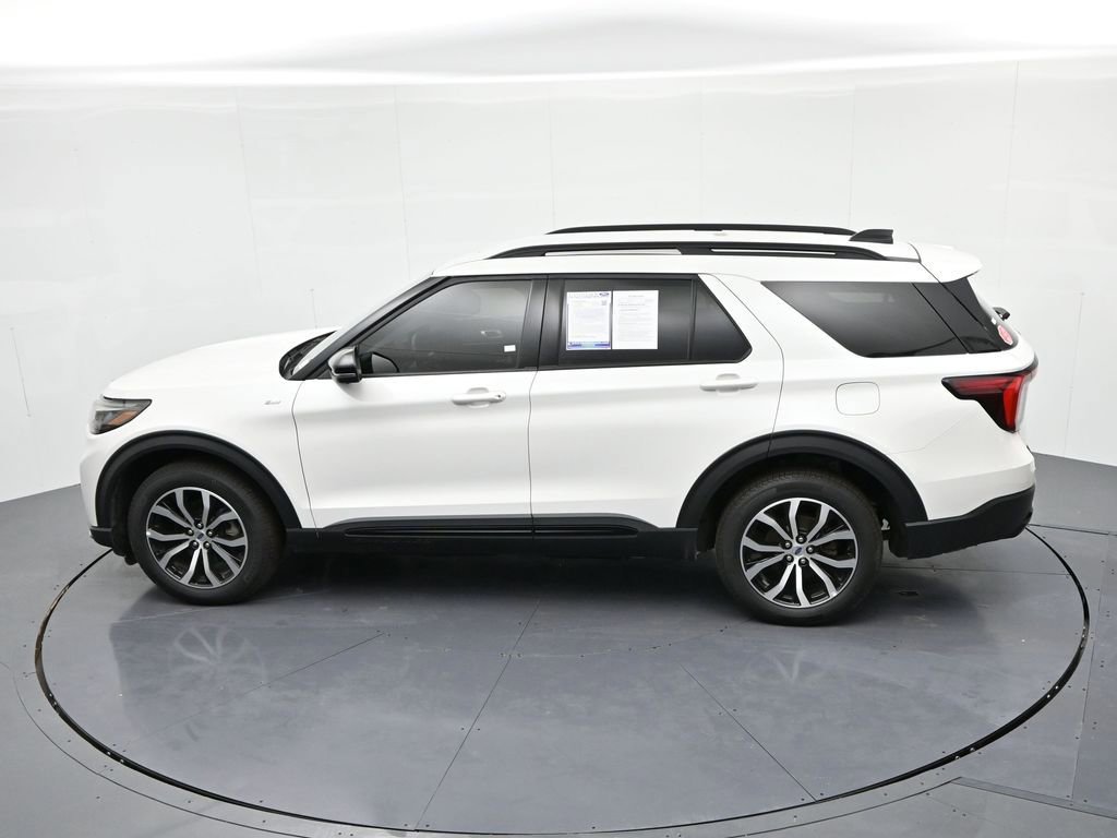 Used 2025 Ford Explorer ST-Line image 20