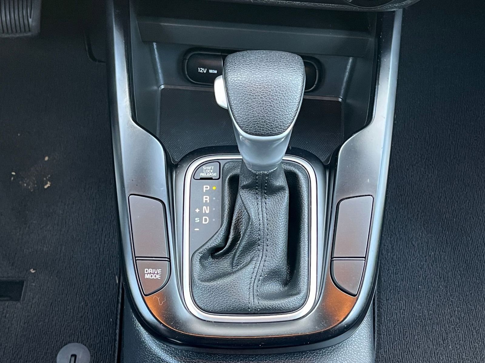 Used 2025 Kia Soul LX w/ LX Technology Package FWD image 37