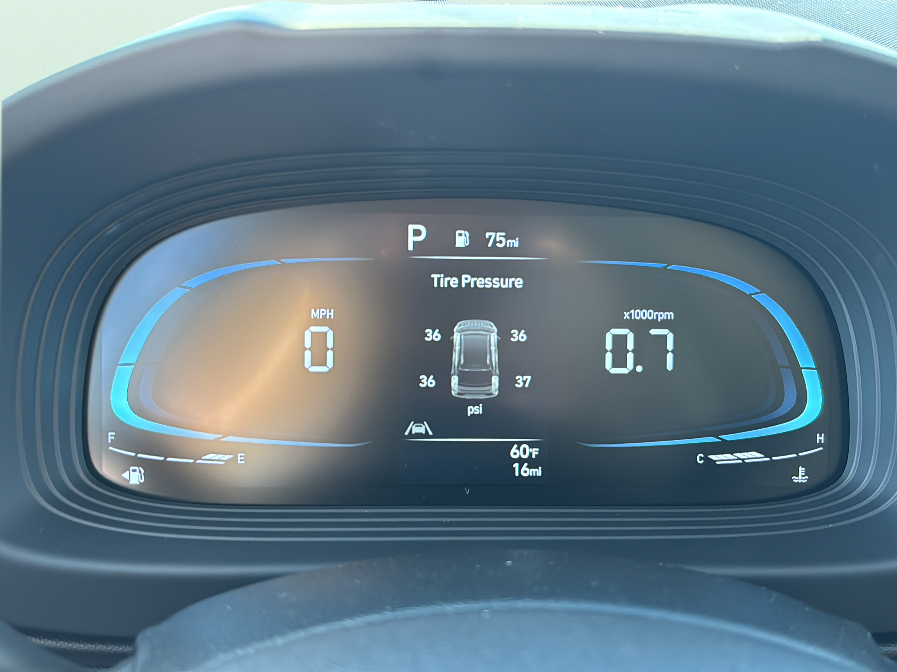 New 2026 Hyundai Venue SE FWD image 13