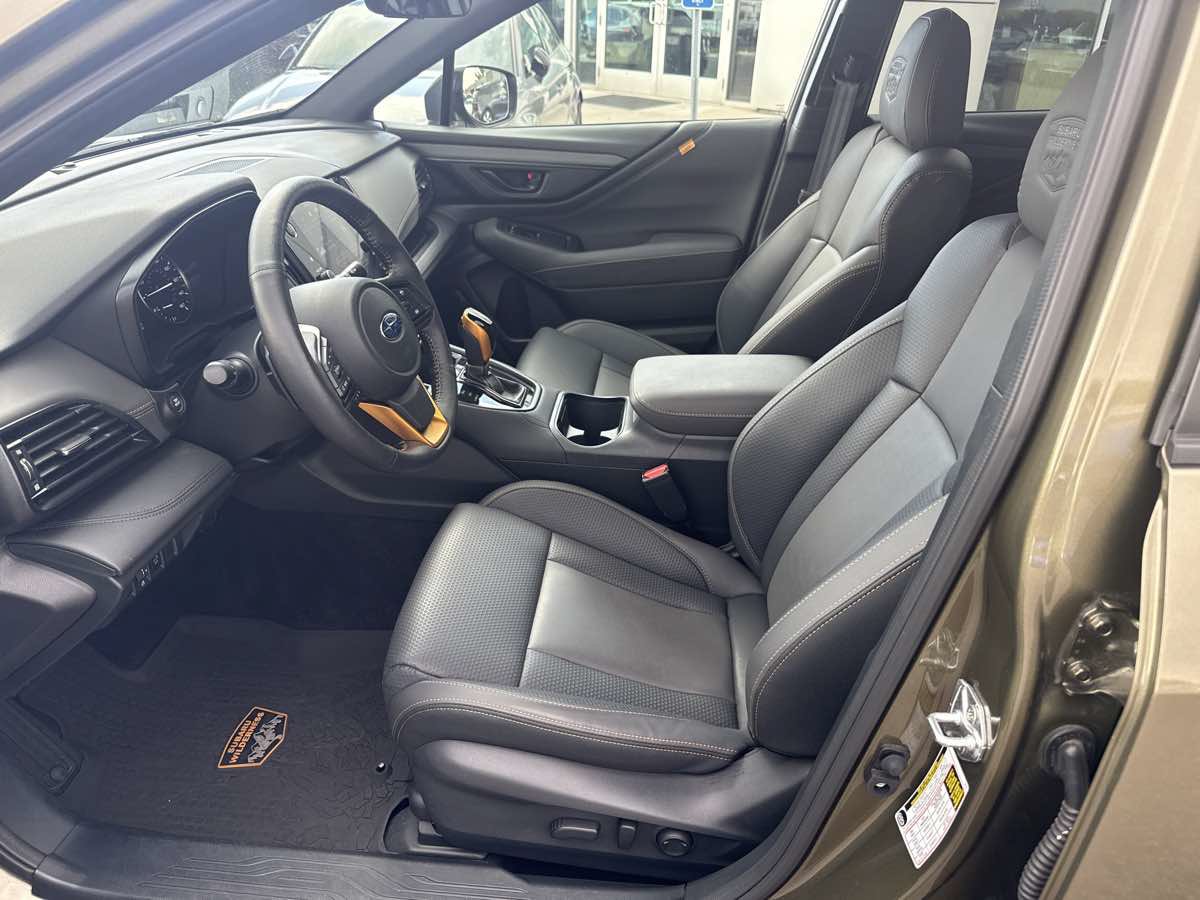 Used 2025 Subaru Outback Wilderness AWD/4WD image 14