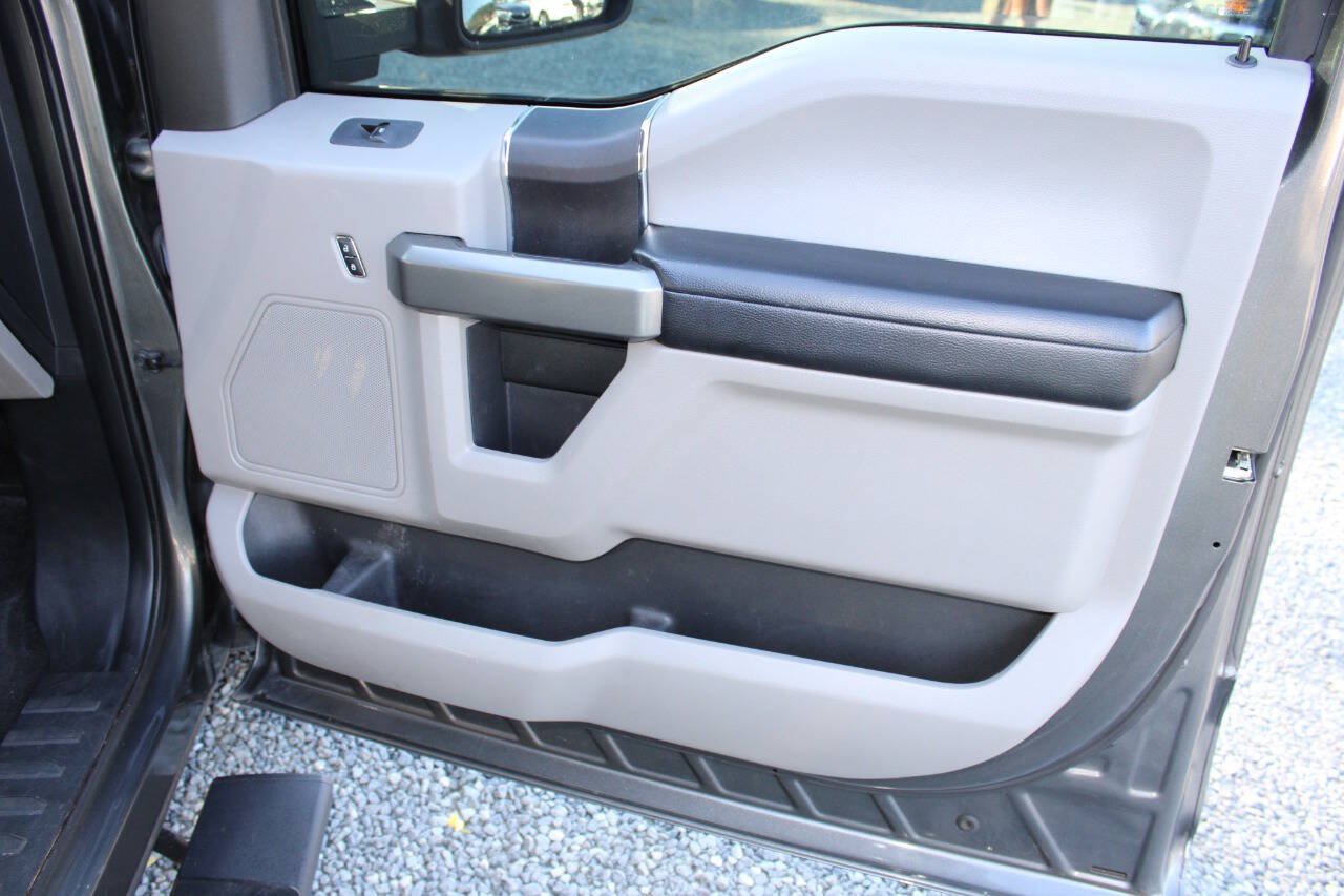Used 2015 Ford F150 XLT w/ Equipment Group 301A Mid AWD/4WD image 20