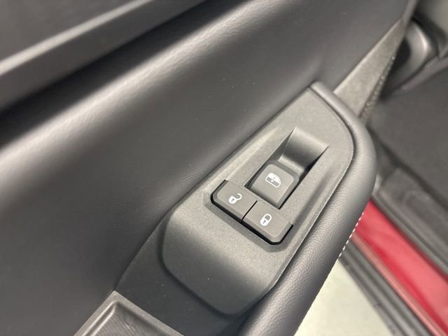 Used 2025 Jeep Grand Cherokee Altitude w/ Trailer Tow Package image 23