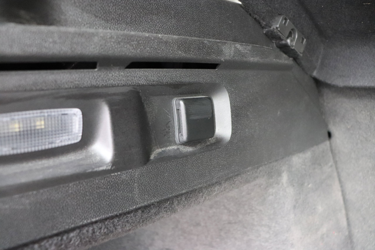 Used 2022 Buick Envision Avenir w/ Technology Package II image 63