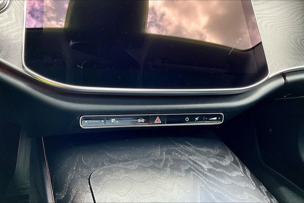 Used 2025 Mercedes-Benz E 350 Sedan image 42