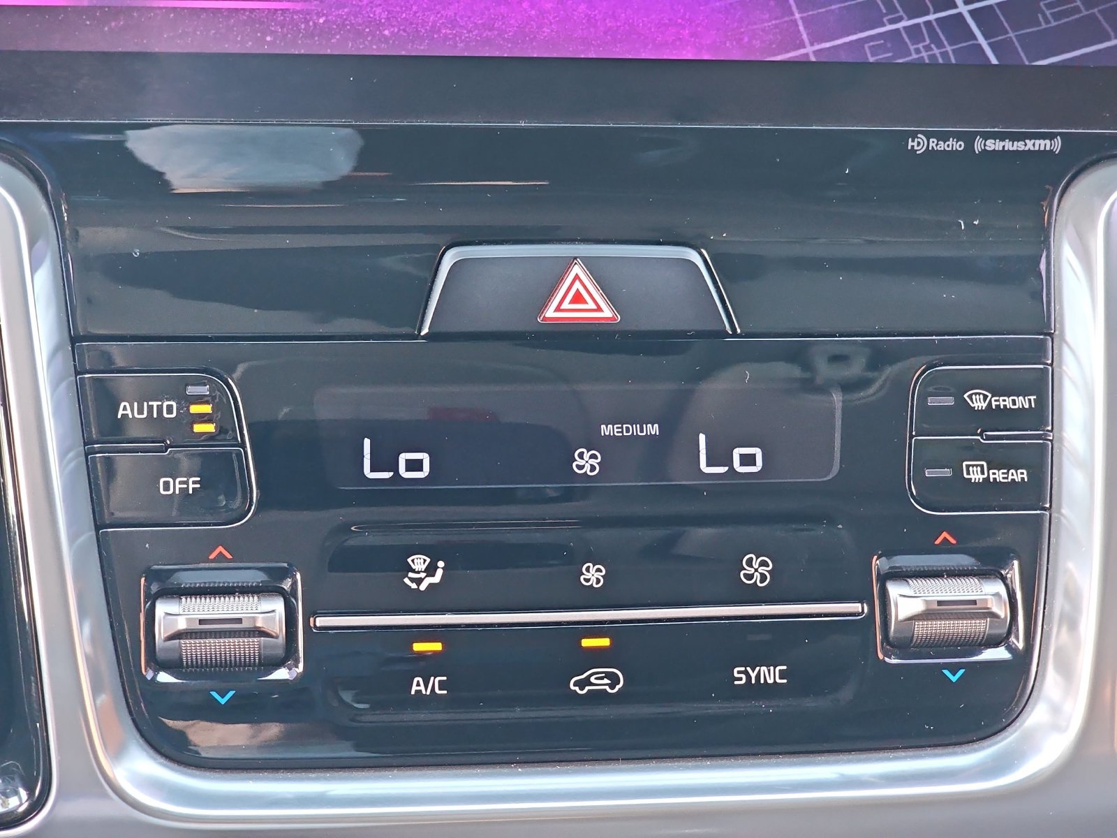 Used 2023 Kia Sorento SX AWD/4WD image 29