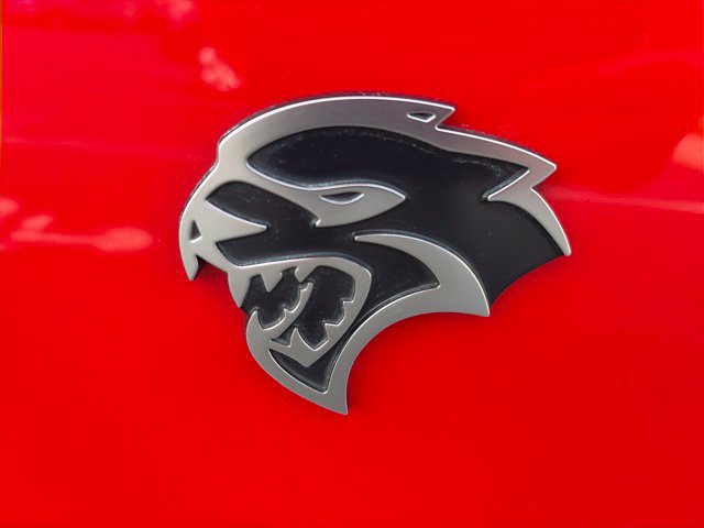 Used 2015 Dodge Challenger SRT Hellcat RWD image 5