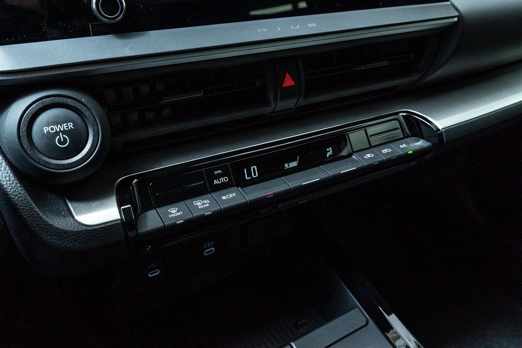 Used 2026 Toyota Prius LE image 17