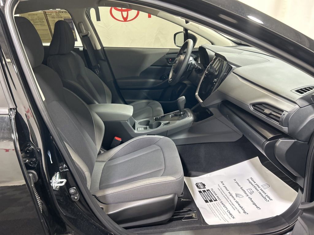 Used 2025 Subaru Crosstrek 2.0i Premium image 10