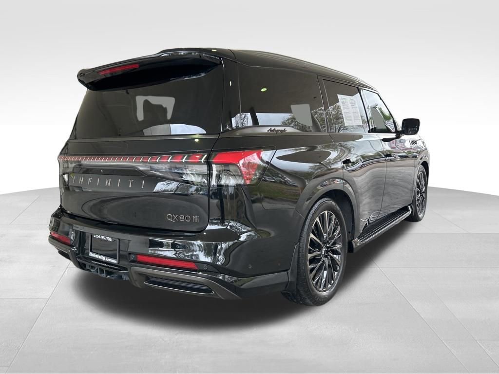 Used 2025 INFINITI QX80 Autograph w/ Premium Cargo Package image 3