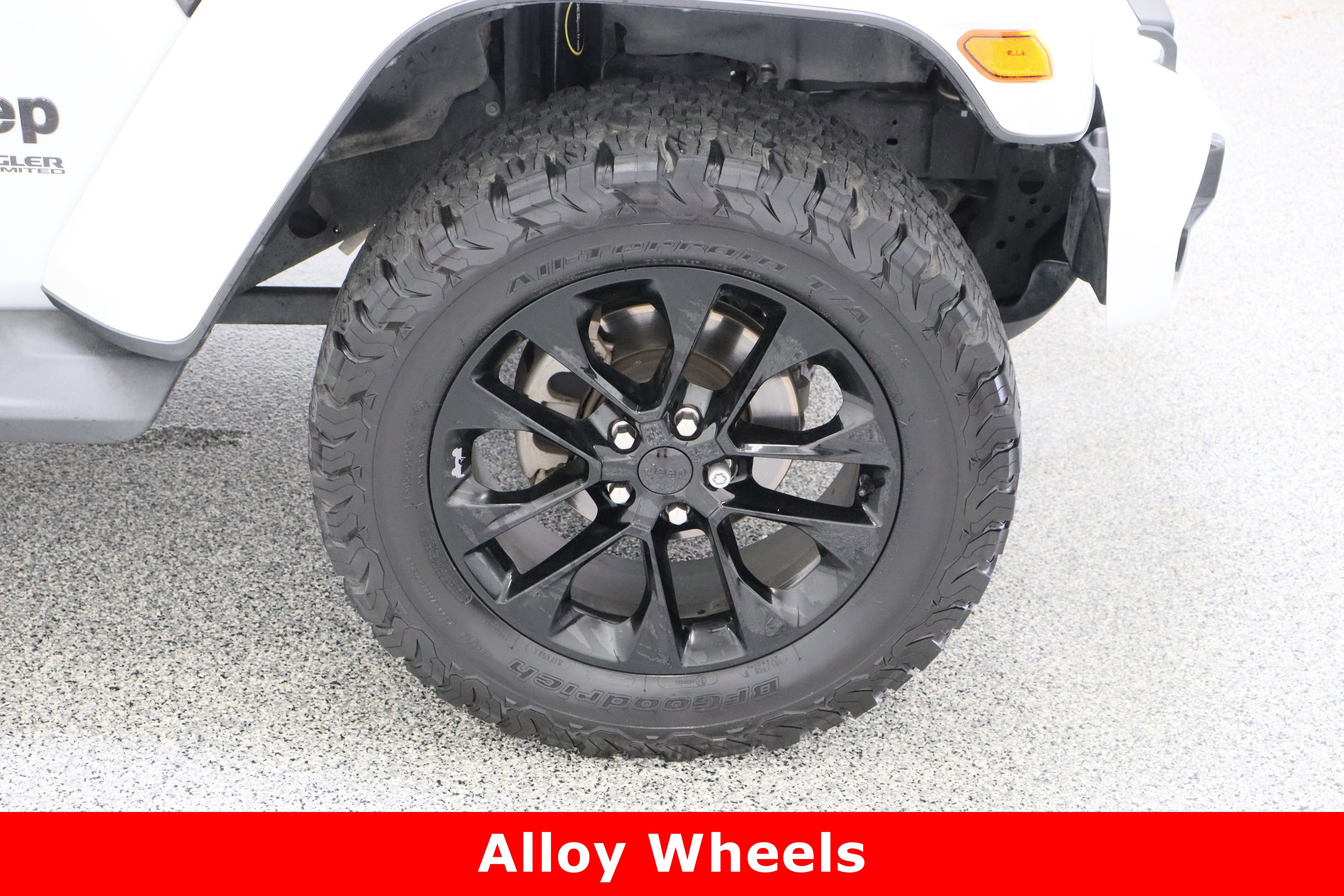 Used 2020 Jeep Wrangler Unlimited Sahara image 5