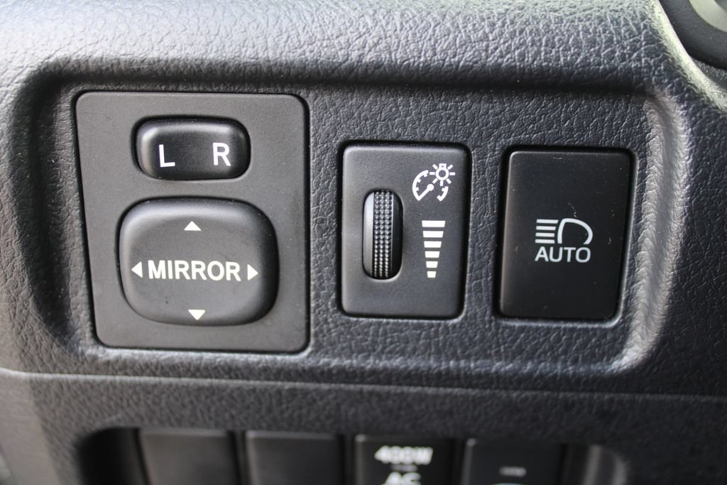 Used 2022 Toyota 4Runner SR5 Premium AWD/4WD image 24