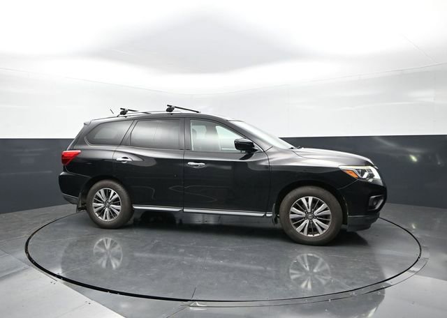 Used 2017 Nissan Pathfinder SV FWD image 6
