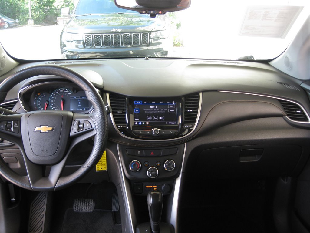 Used 2020 Chevrolet Trax LS w/ Tint and Cruise Package image 25