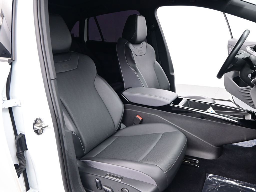 Used 2023 Volkswagen ID.4 Pro S image 11