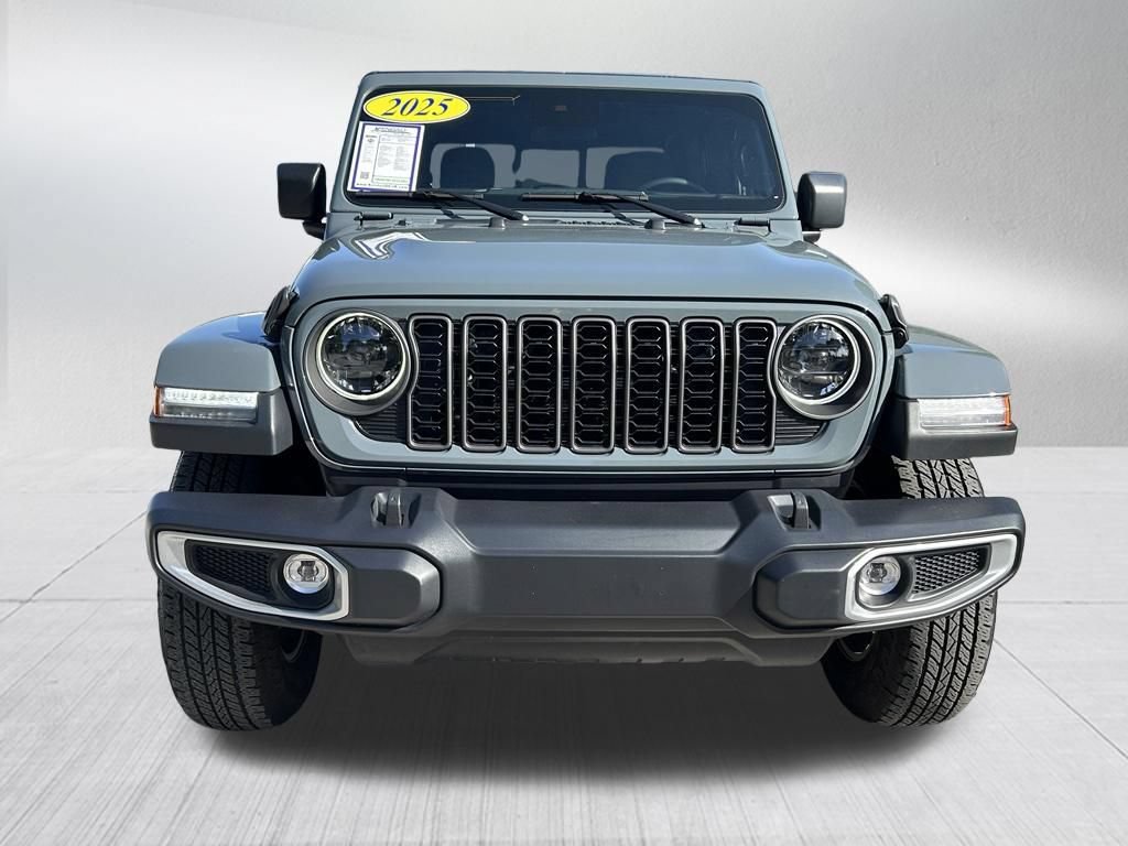 Certified 2025 Jeep Gladiator Sport AWD/4WD video 2