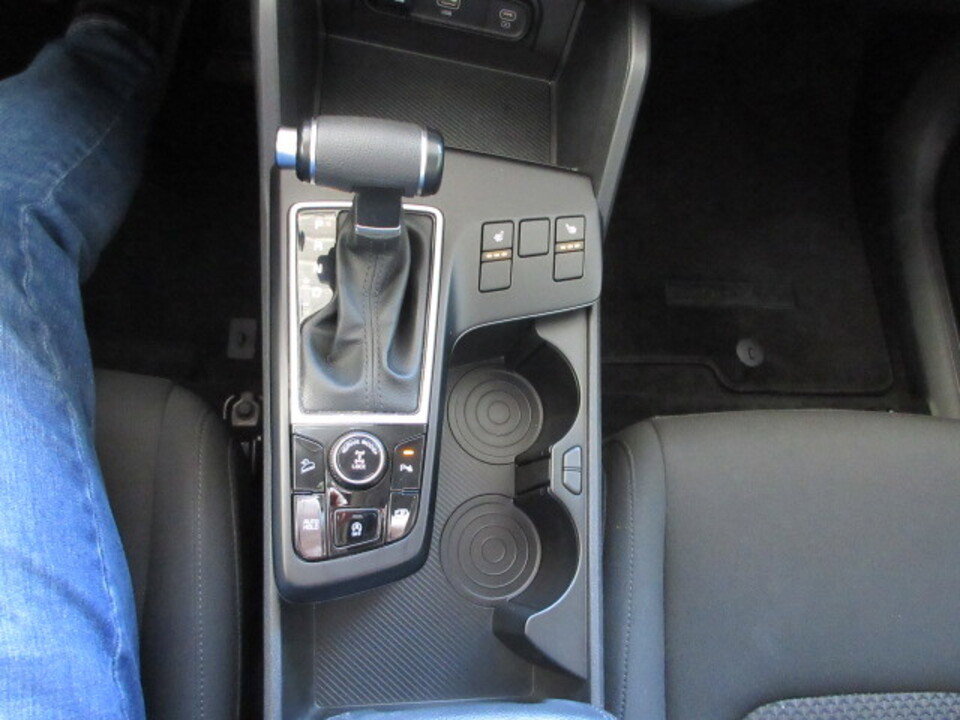 Used 2024 Kia Sportage LX image 23