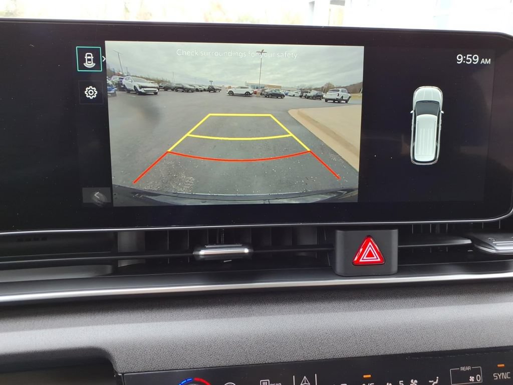 New 2026 Kia Carnival EX FWD image 25