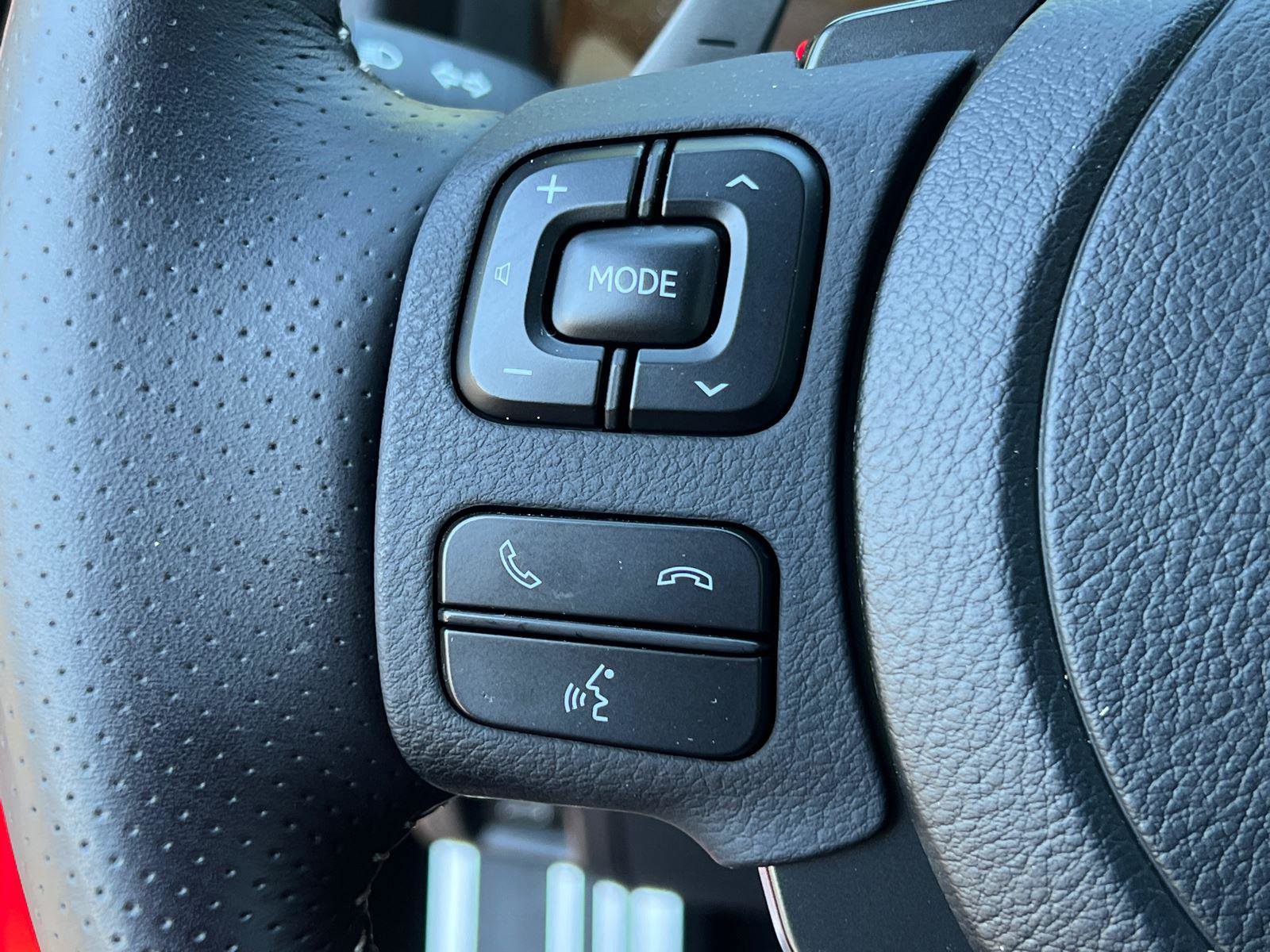 Used 2024 Lexus IS 350 F Sport image 25