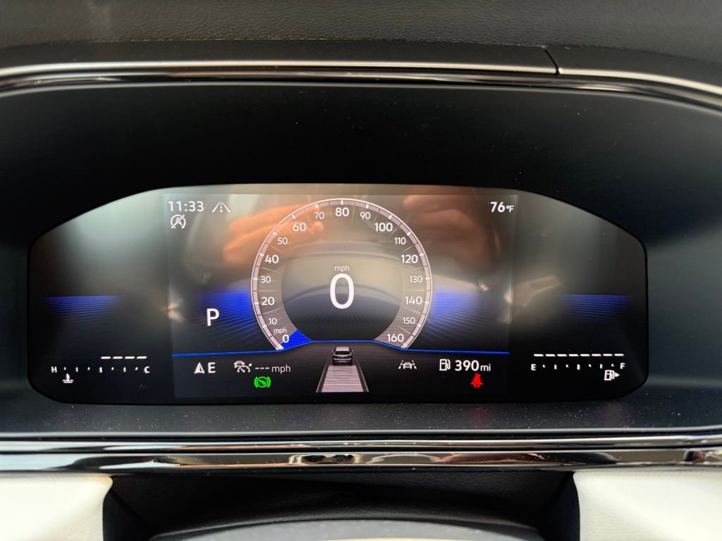 New 2025 Volkswagen Taos S image 9