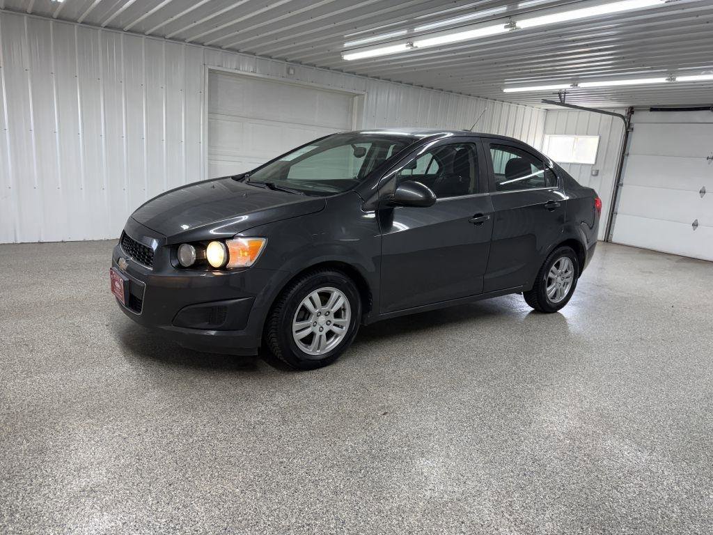 Used 2015 Chevrolet Sonic LT FWD image 3