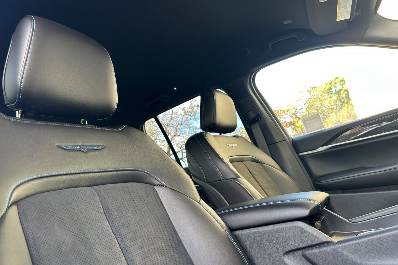 New 2023 Jeep Grand Cherokee Trailhawk w/ Advanced Protech Group II image 16