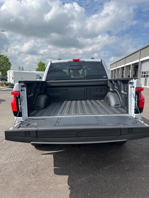 New 2025 Ford F150 Lightning Lariat image 9