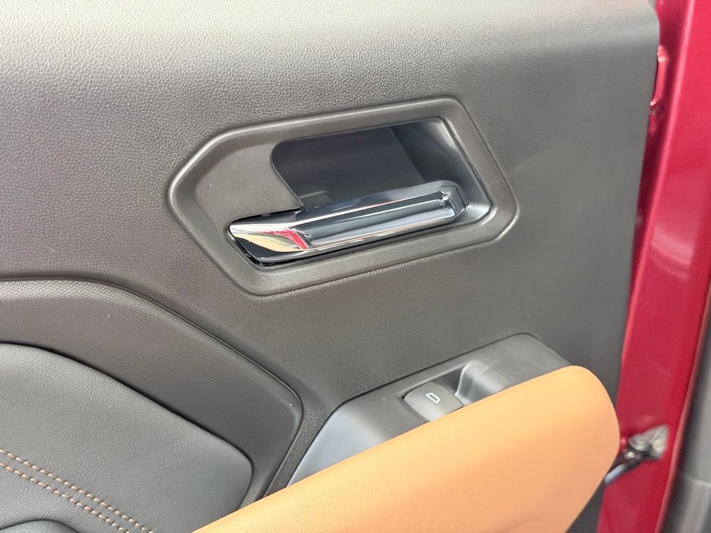 New 2026 GMC Canyon AT4 w/ Technology Plus Package AWD/4WD image 18