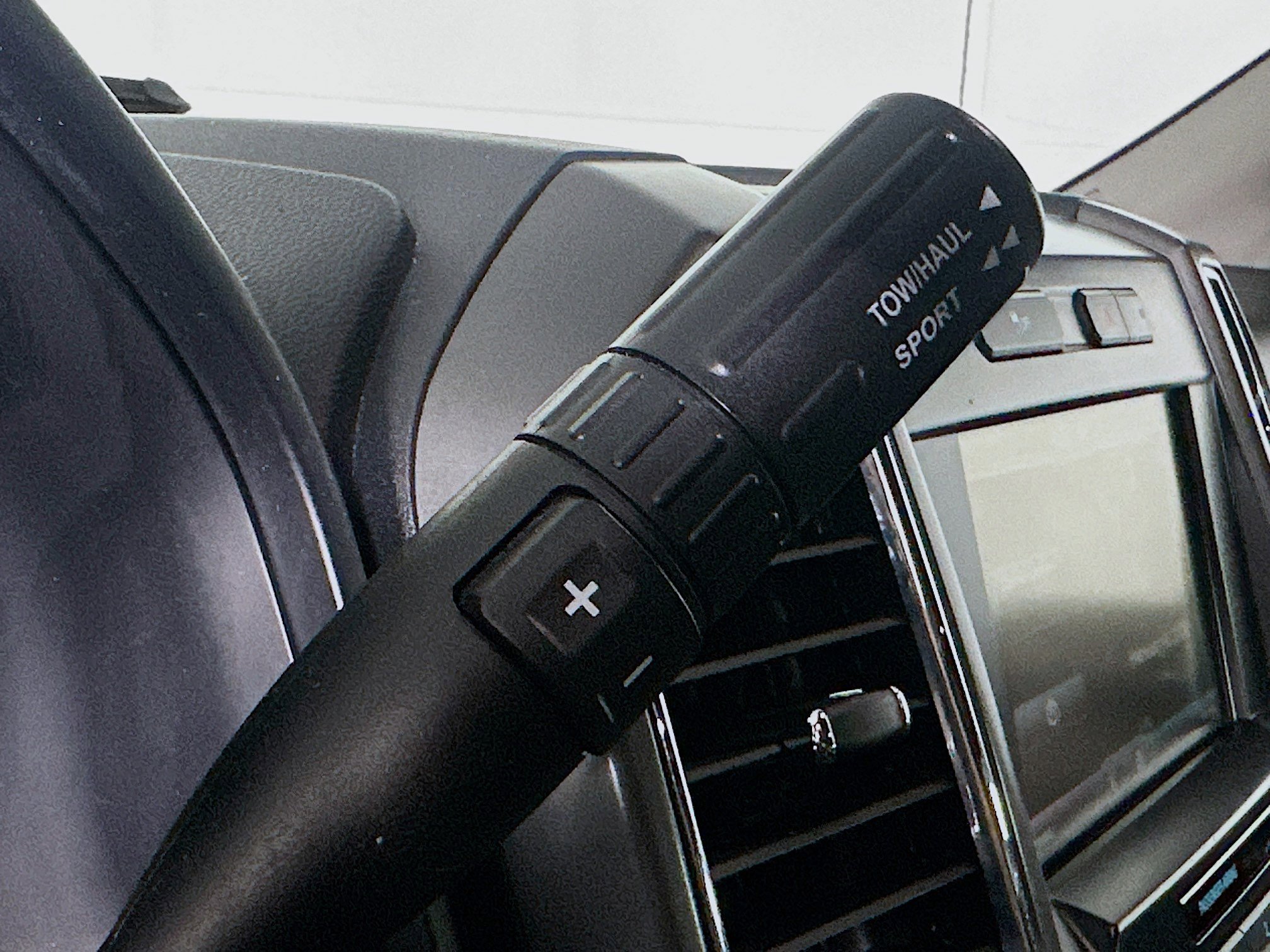 Used 2015 Ford F150 XLT w/ Equipment Group 302A Luxury image 25