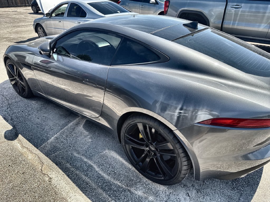 Used 2016 Jaguar F-TYPE Coupe RWD image 4