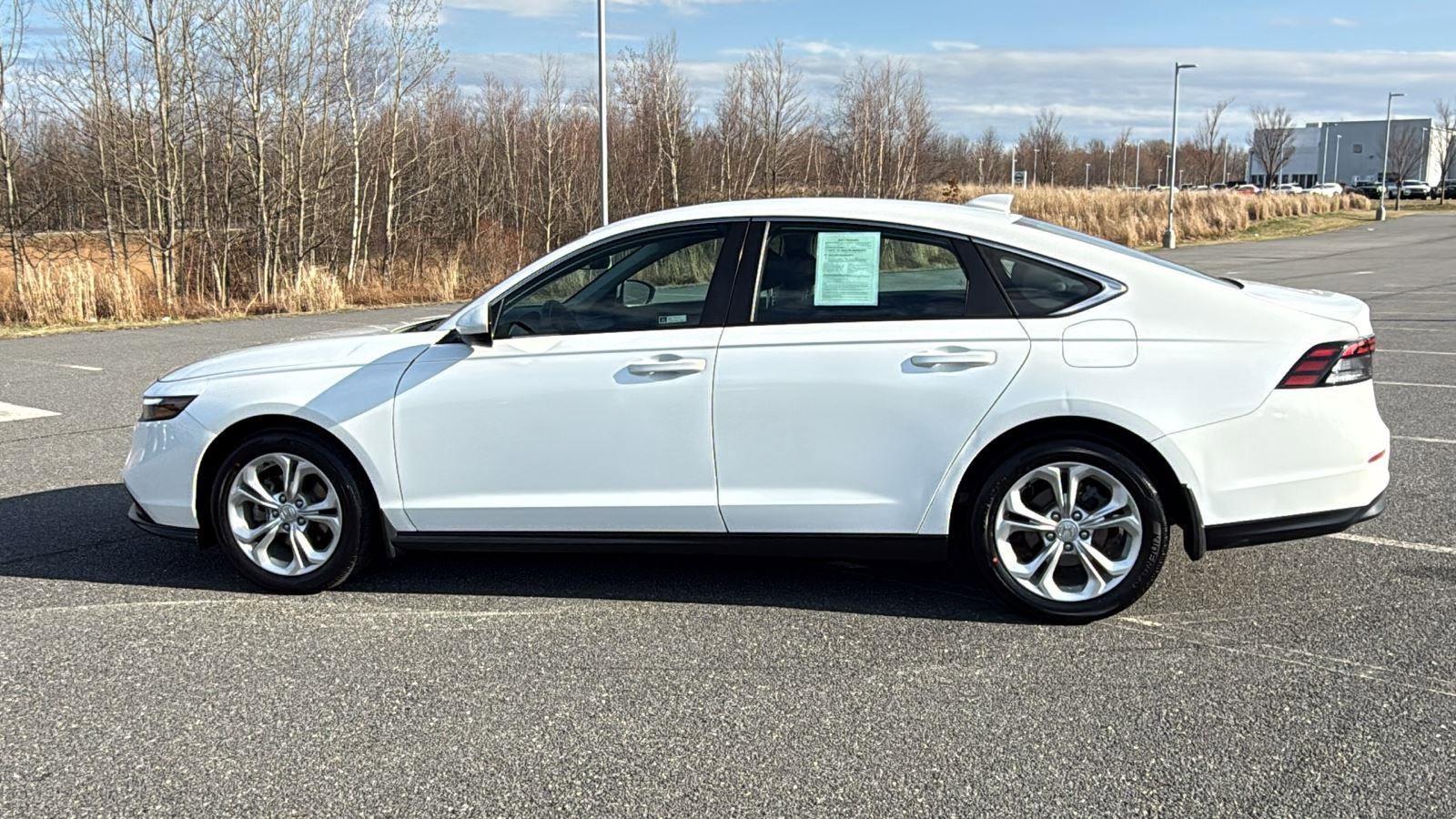 Used 2023 Honda Accord LX image 12