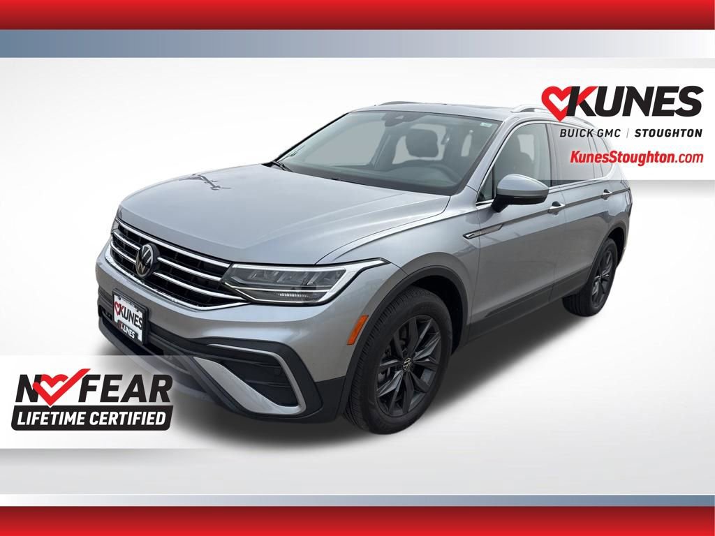 Used 2022 Volkswagen Tiguan SE w/ Panoramic Sunroof Package image 6