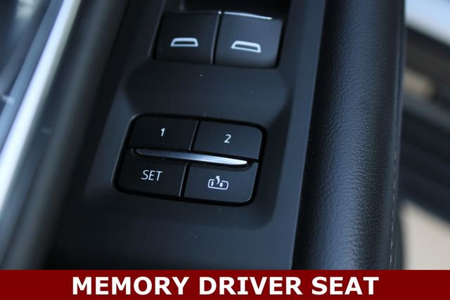 Used 2021 Chevrolet Tahoe High Country w/ Premium Package image 4