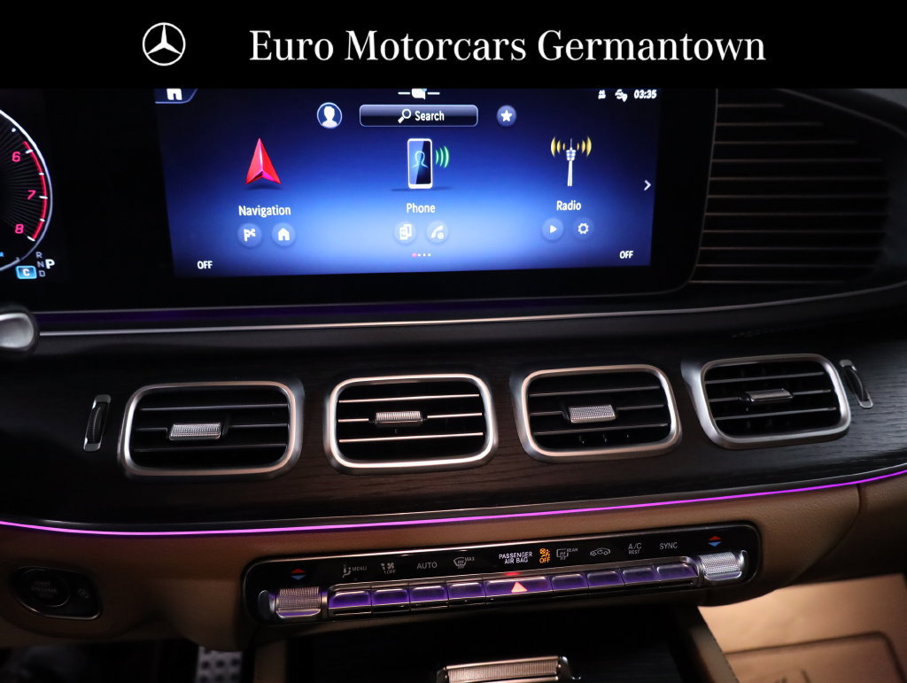 Used 2025 Mercedes-Benz GLS 450 4MATIC image 18