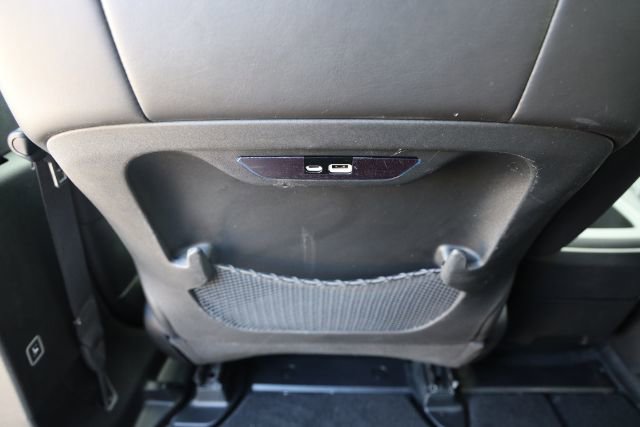 Used 2026 Chrysler Pacifica Select FWD image 33