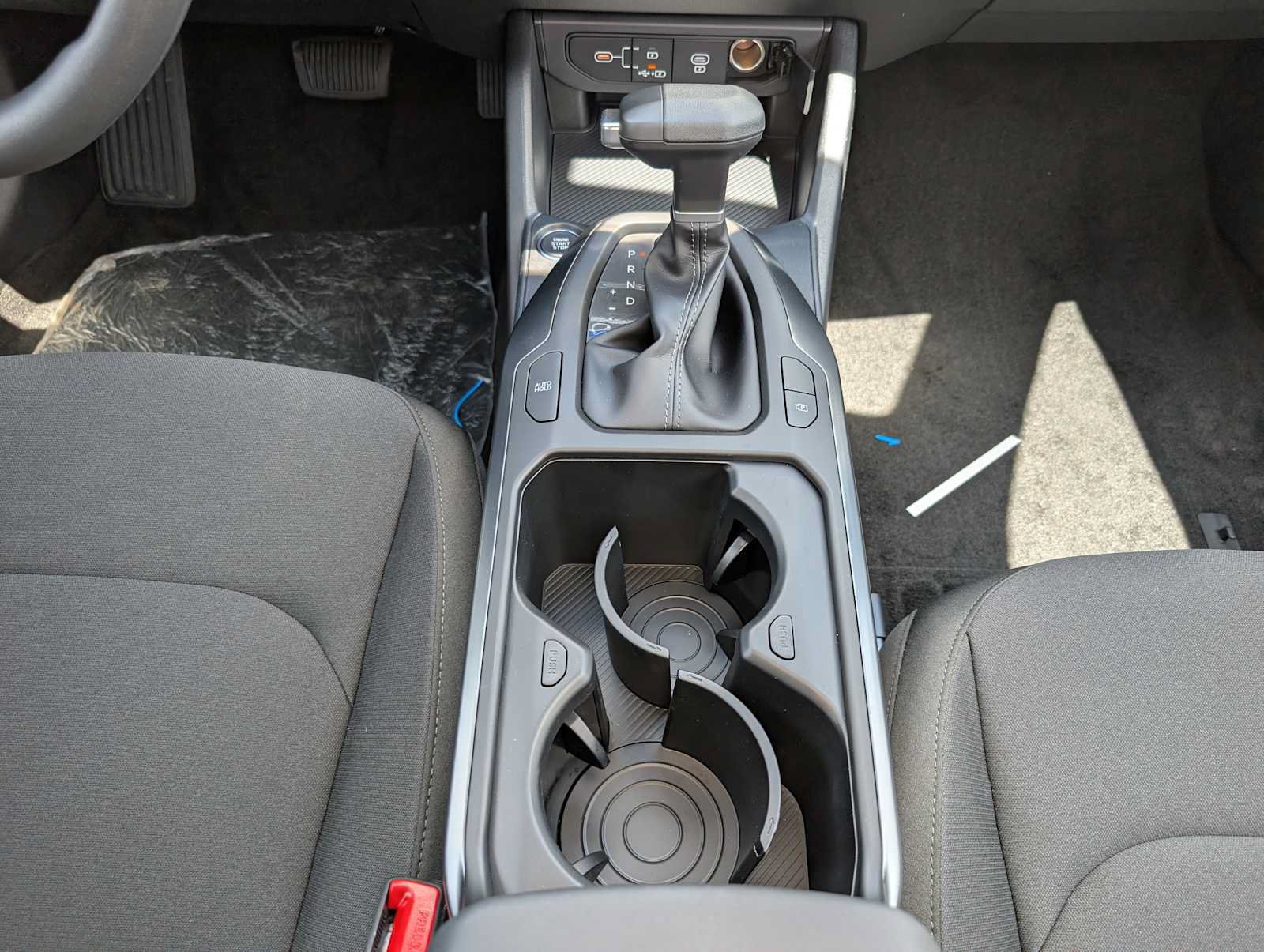 New 2026 Kia K4 FWD image 13