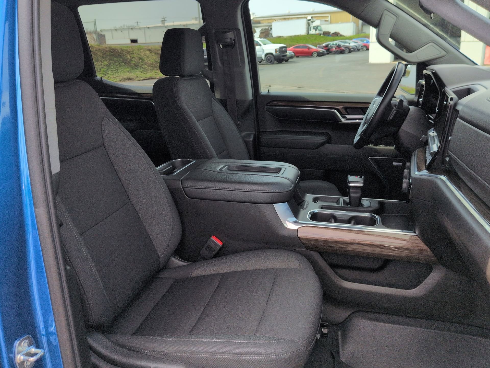 Certified 2022 Chevrolet Silverado 1500 RST AWD/4WD image 28