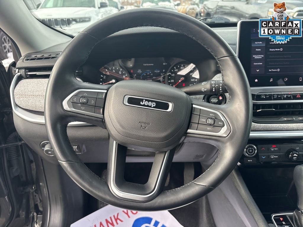 Certified 2022 Jeep Compass Latitude image 15