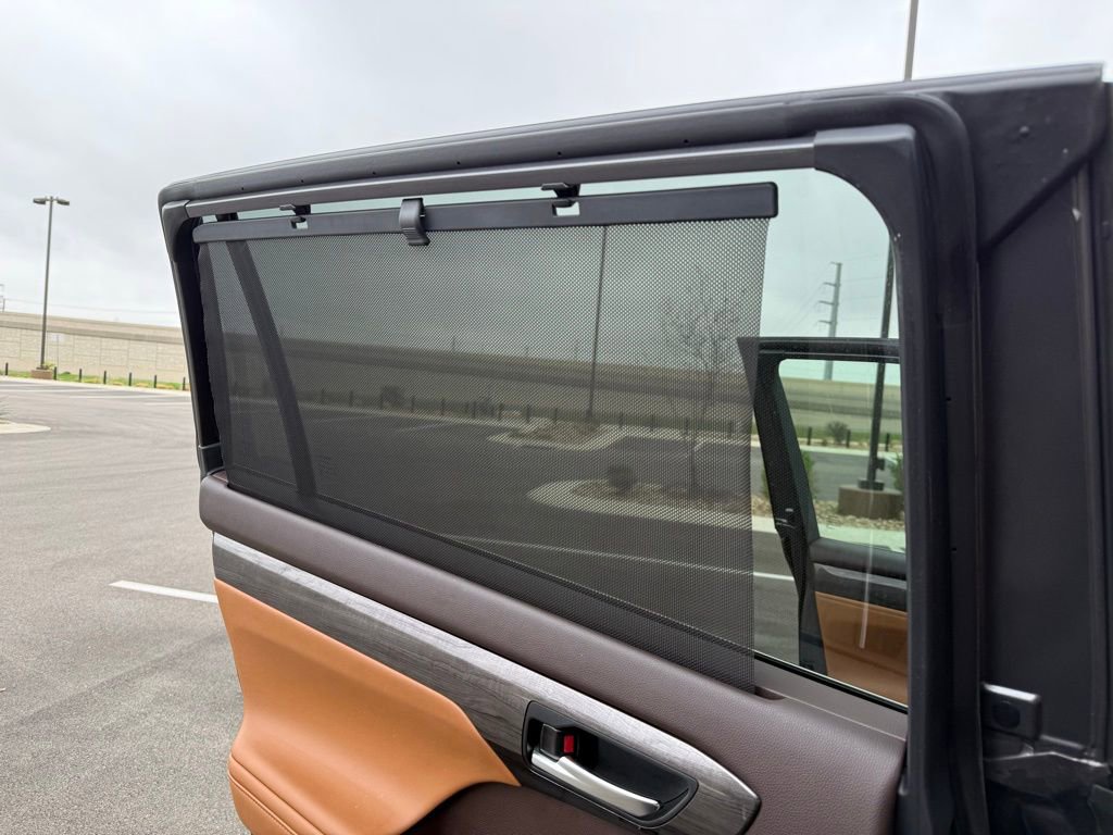 Used 2021 Toyota Highlander Platinum image 24